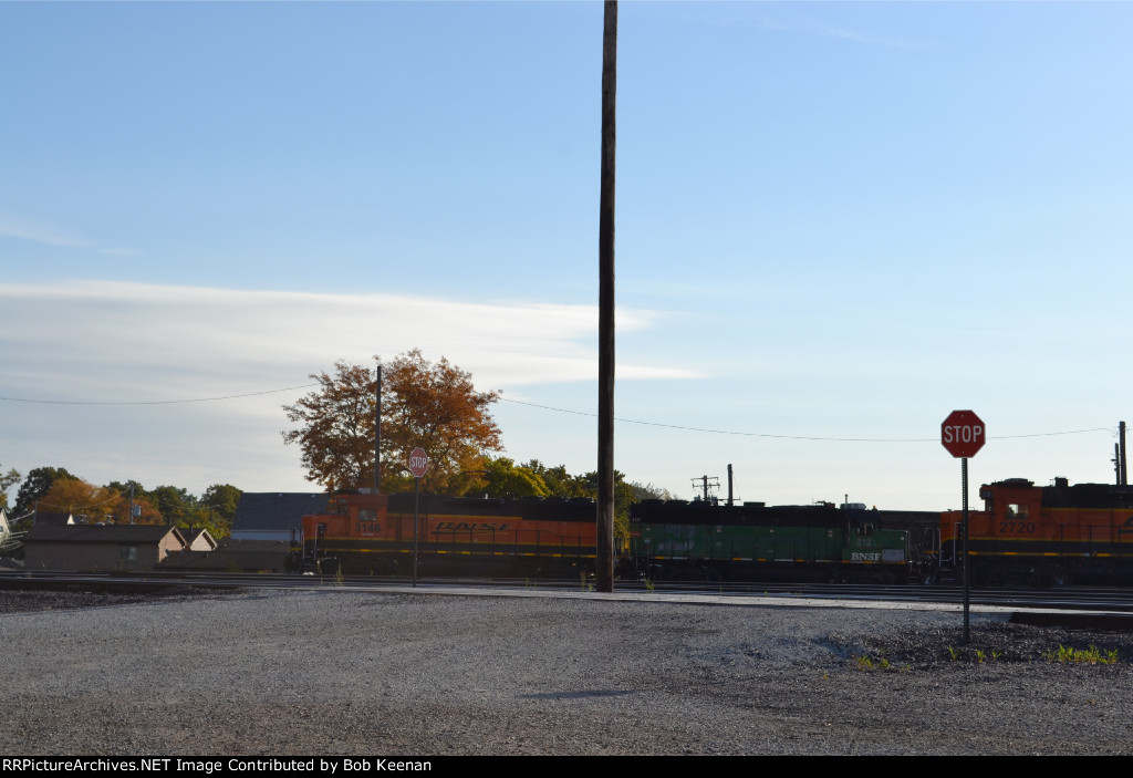 BNSF 3146 & 3121 exBN